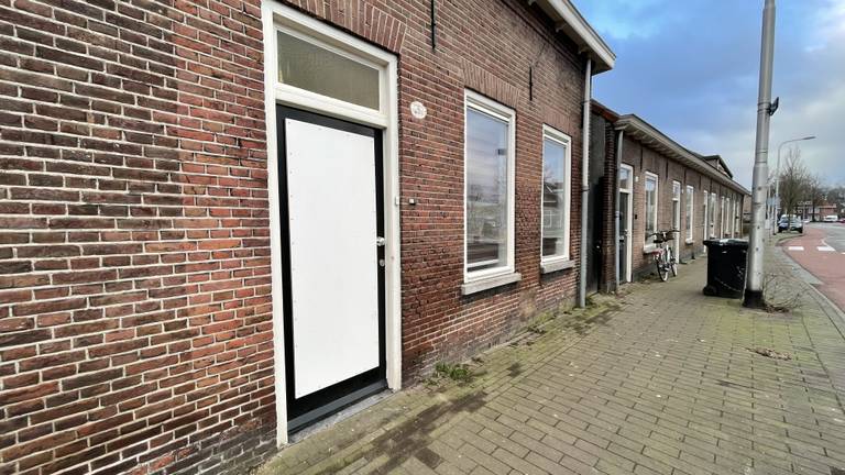 Het huis aan de Kwaadeindstraat in Tilburg (foto: Omroep Brabant).