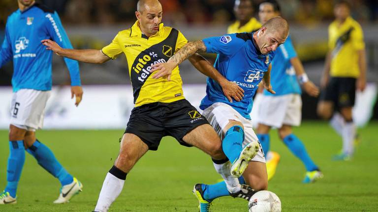 Anthony Lurling in 2013 met NAC tegen NEC. (Archieffoto: ANP)