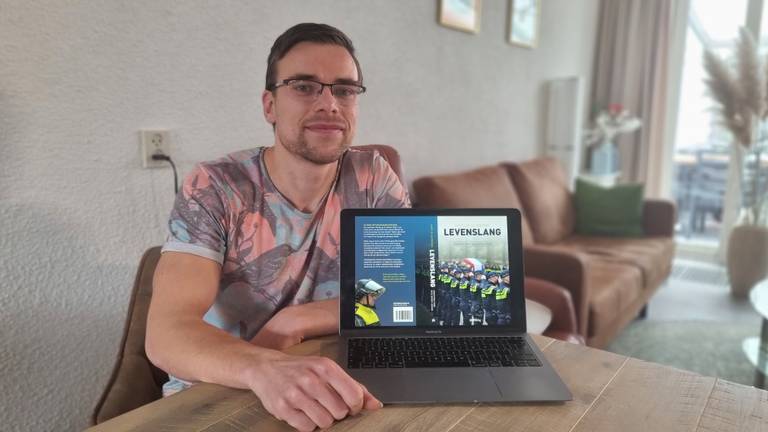 Broer van doodgereden agent wil nu anderen helpen: 'Hopelijk is hij trots'