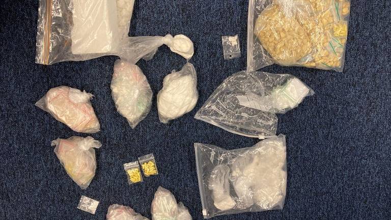 Een deel van de drugs (foto: politie). 