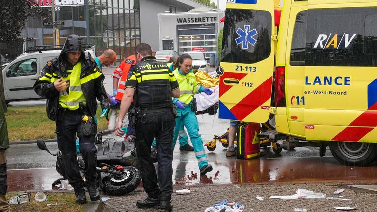 Hulpdiensten bij het ongeval in Oss. Foto: Gabor Heeres/SQ Vision