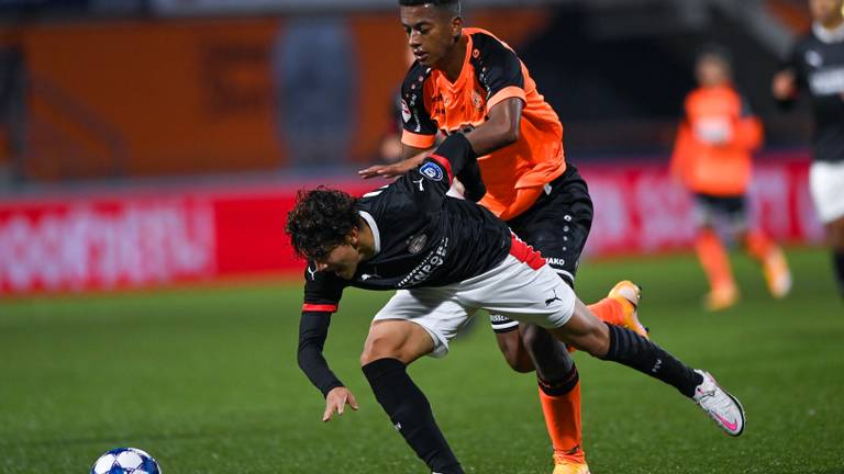 Jong Psv Gaat Na Rust Flink Onderuit Tegen Fc Volendam Omroep Brabant