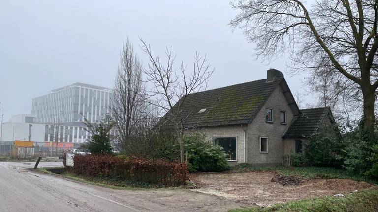 In deze straat kocht ASML voor miljoenen aan panden, en er volgt nog meer