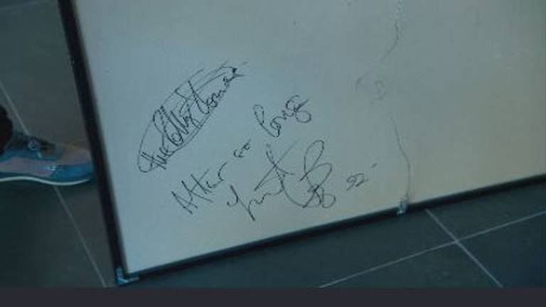 De handtekening van Charlie Watts. 