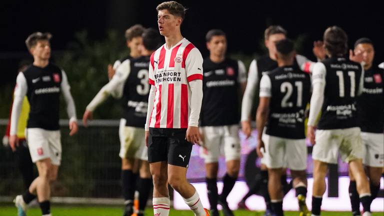 Jong PSV In Eigen Huis Onderuit Tegen MVV - Omroep Brabant