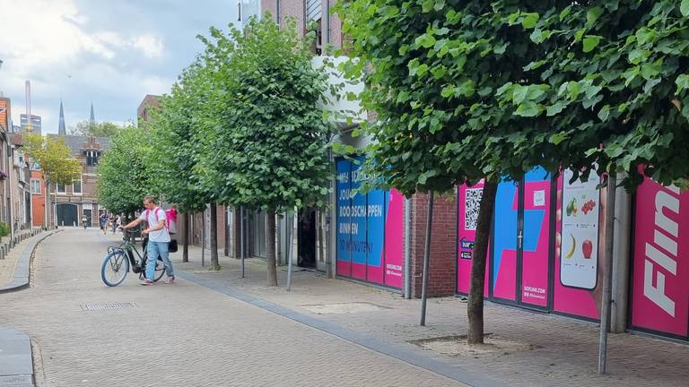 De darkstore van Flink aan de Korte Tuinstraat (foto: Collin Beijk).