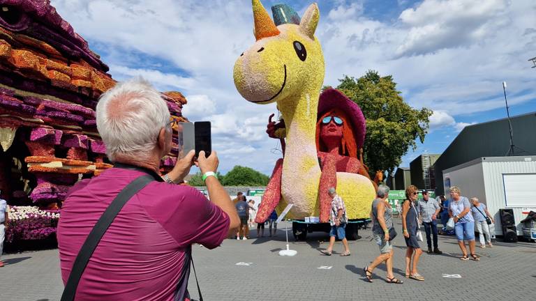 Kijkdag Bloemencorso Zundert (foto: Noël van Hooft)