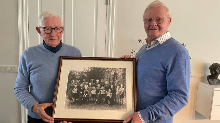 Jan en Frans hadden 17 broers en zussen: 'Altijd iemand om mee te spelen'
