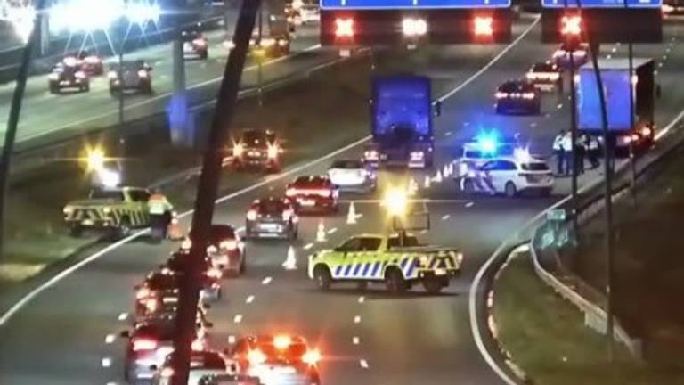 Drie rijstroken dicht na ongeluk op de N2 (foto: Rijkswaterstaat/X).