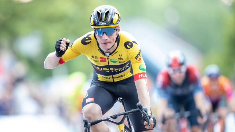 Kooij wint eerste etappe ZLM Tour (foto: Peter van der Klooster/OrangePictures)