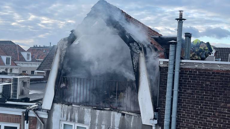 112 nieuws brand in centrum Den Bosch paardentrailer in de