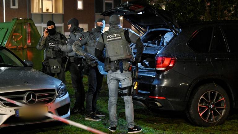 Waarschuwingsschot gelost bij arrestatie in de Hoflaan in Tilburg