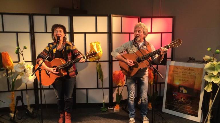 Lya de Haas en Hennie Korsten (foto: Omroep Brabant).