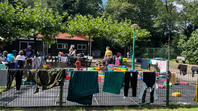 Speelpark gesloten na misdragingen van ouders, medewerkers zitten thuis 