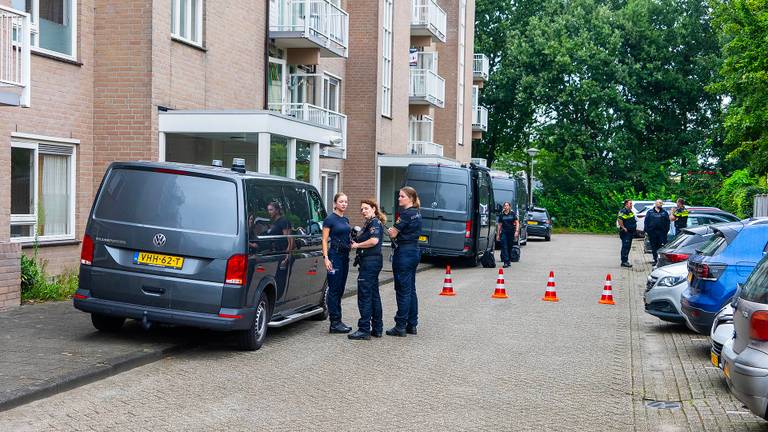 De politie houdt na het eerste onderzoek 'nadrukkelijk rekening' met een misdrijf in Oss (foto: Gabor Heeres/SQ Vision).