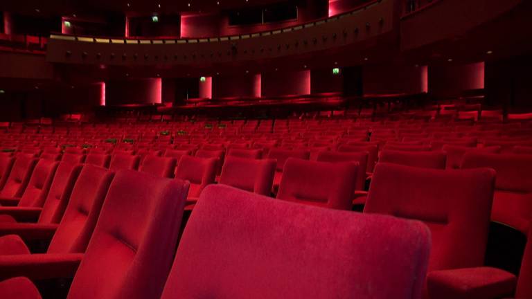 Een lege theaterzaal in Tilburg.