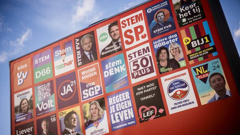 Verkiezingsposters in Helmond (foto: ANP).