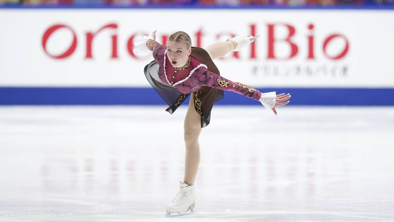 Lindsay van Zundert op de Grand Prix Kunstschaatsen in Japan (foto: ANP)