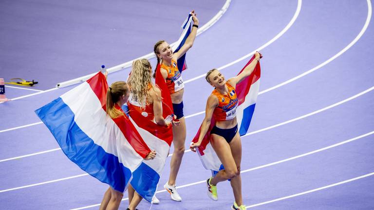 Nederlandse vrouwen pakken zilver op 4x400m estafette (Foto: ANP)