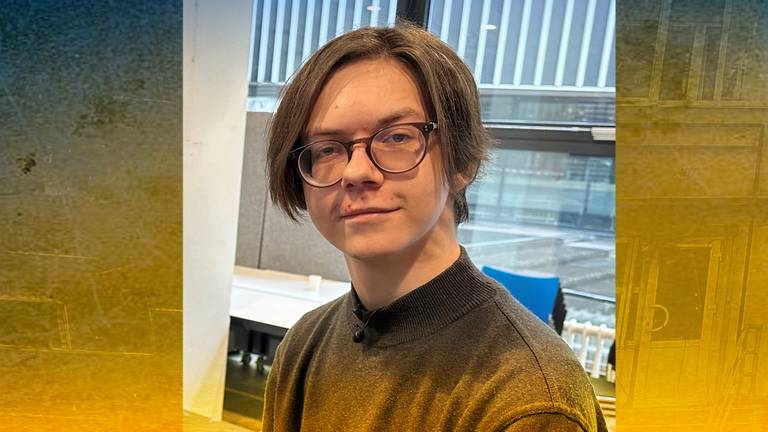 Bohdan Zavhorodnii (18), student klassieke zang aan de Fontys Hogeschool voor de Kunsten in Tilburg (foto: Tom van den Oetelaar).