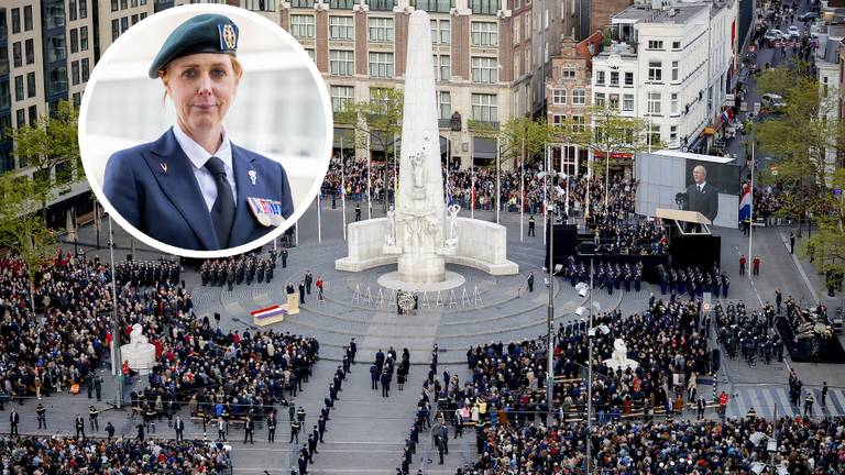 Veteraan Olga Hanusch staat 4 mei in het erecouloir (foto: ANP/Nederlands Veteranen Instituut).