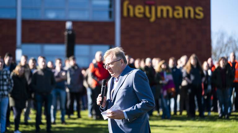 Ton Hillen van Heijmans sprak het personeel toe in april van dit jaar bij het 100-jarig bestaan (foto: ANP).