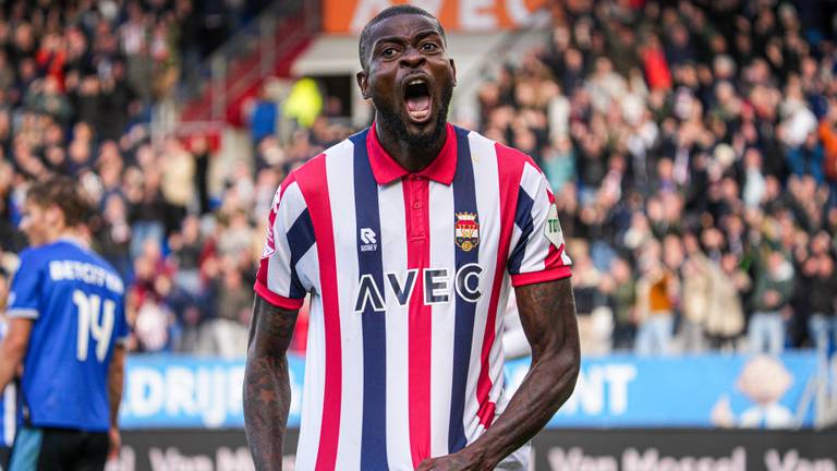 Jeremy Bokila scoorde zondag twee keer tegen FC Den Bosch. (Foto: Gabriel Calvino Alonso/Orange Pictures)