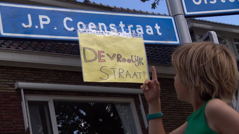 Kinderen veranderen 'foute' straatnaam.