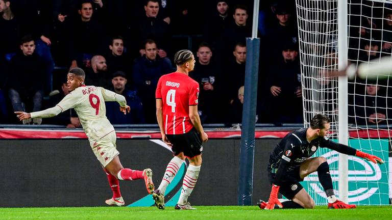 Myron Boadu of AS Monaco scoort de 0-1 tijdens de Uefa Europa League wedstrijd tussen PSV Eindhoven en AS Monaco (foto: ANP).