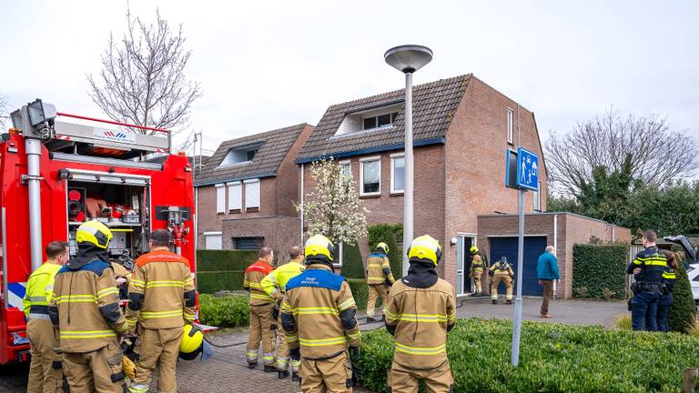 Brand in huis na laden elektrische auto's (foto: Iwan van Dun/SQ Vision).