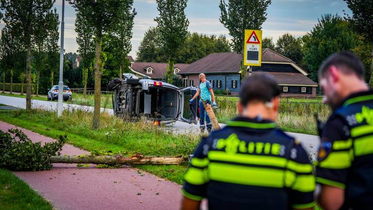 De ravage na het ongeluk (foto: SQ Vision).