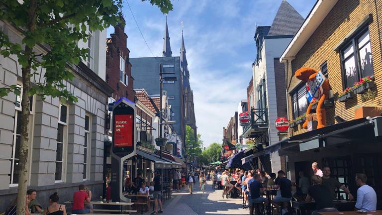 Het is niet meer zo gezellig op het Stratumseind (foto: Hans Janssen).