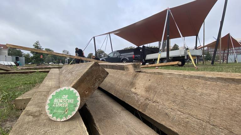 Kemping Den Bosch wordt afgebroken (foto: Jan Peels)