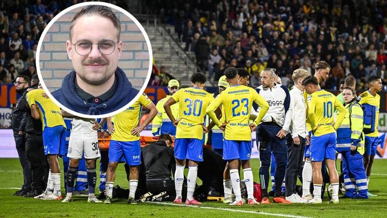 Supporter Lucas Paulides zag vanaf de tribune hoe keeper Vaessen verzorgd werd (foto: eigen/ANP).