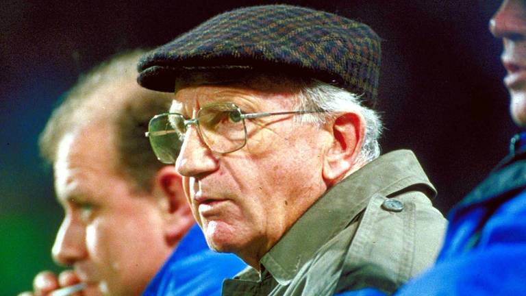 Kees Rijvers als coach van PSV in 1994 (foto: ANP)