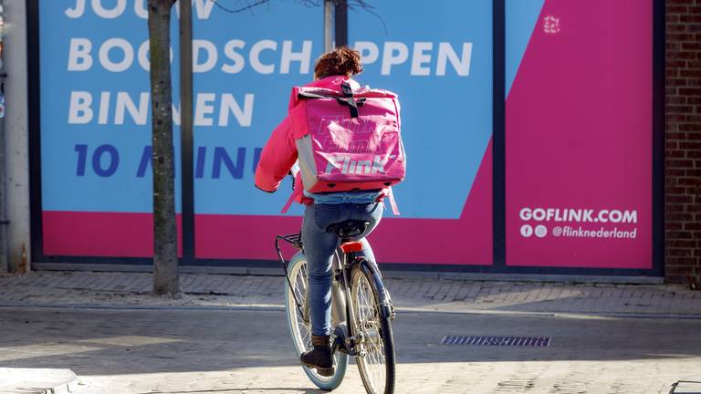 De 'dark store' van Flink in Tilburg (foto: Dolph Cantrijn/ANP).