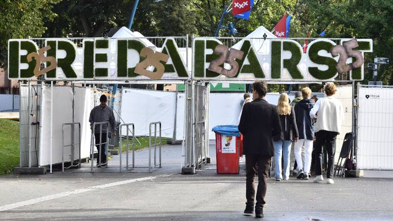 Het jubileumfeestje afgelopen september viel in het water (foto: ANP).