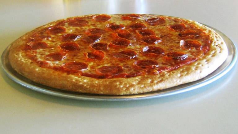 Een pizza (foto: Omroep Brabant).