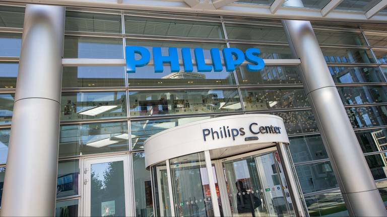 Het hoofdkantoor van Philips (foto: ANP 2022/Harold Versteeg).