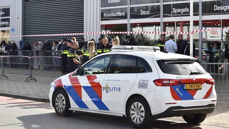 De politie kreeg zaterdagmiddag een melding van een vechtpartij (foto: Erald van der Aa).