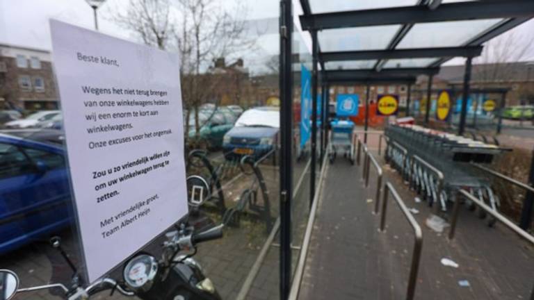 Supermarkt mist 50 winkelwagentjes: 'Ze worden als konijnenhok gebruikt'