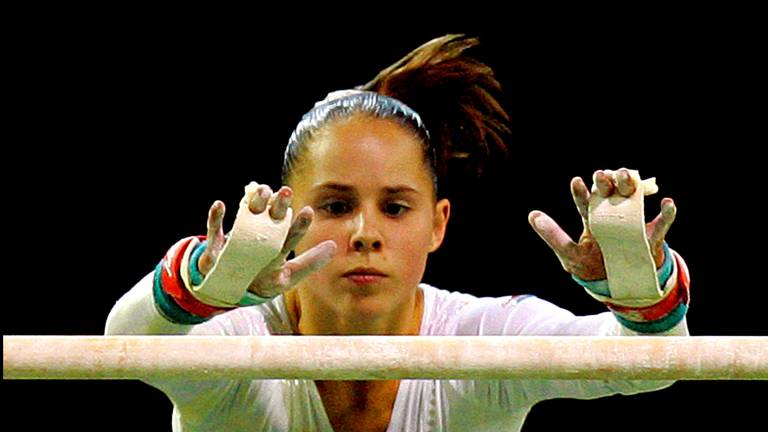 Loes Linders in actie op het WK van 2005 in Melbourne