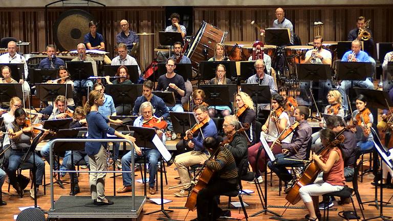 Philharmonie zuidnederland (foto: Tonnie Vossen) 