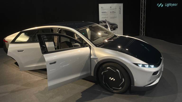 De Lightyear 0, deze auto bleek te duur om te maken (Foto: Alice van der Plas)