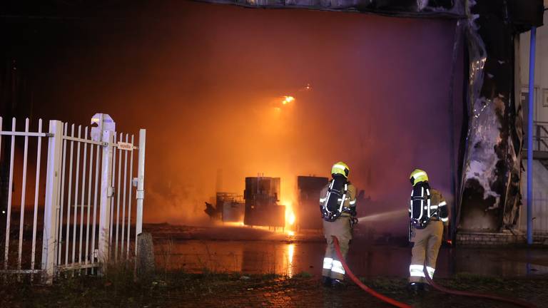 Brand in Boxtel onder controle: 'Geen schadelijke stoffen vrijgekomen'