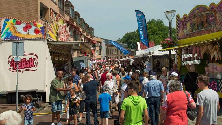 De Mei'se Mert trok elk jaar vele duizenden bezoekers (foto: Fotogroep Digifoto Geldrop).