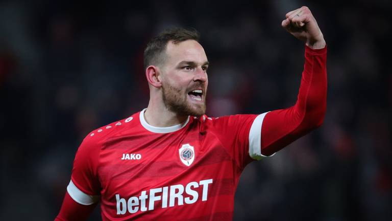 Vincent Janssen in het tenue van  Royal Antwerp FC (foto: VIRGINIE LEFOUR/Belga/ ANP).