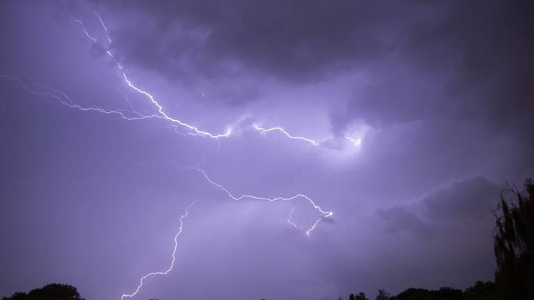 Onweer (archieffoto: Letitia de Kruif).