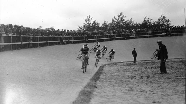 Wielerbaan in Boxtel (1934)