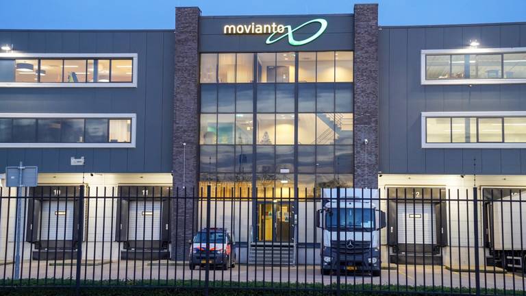 Het bedrijf Movianto in Oss, waar alle Nederlandse coronavaccins worden opgeslagen (foto: Gabor Heeres/SQ Vision)